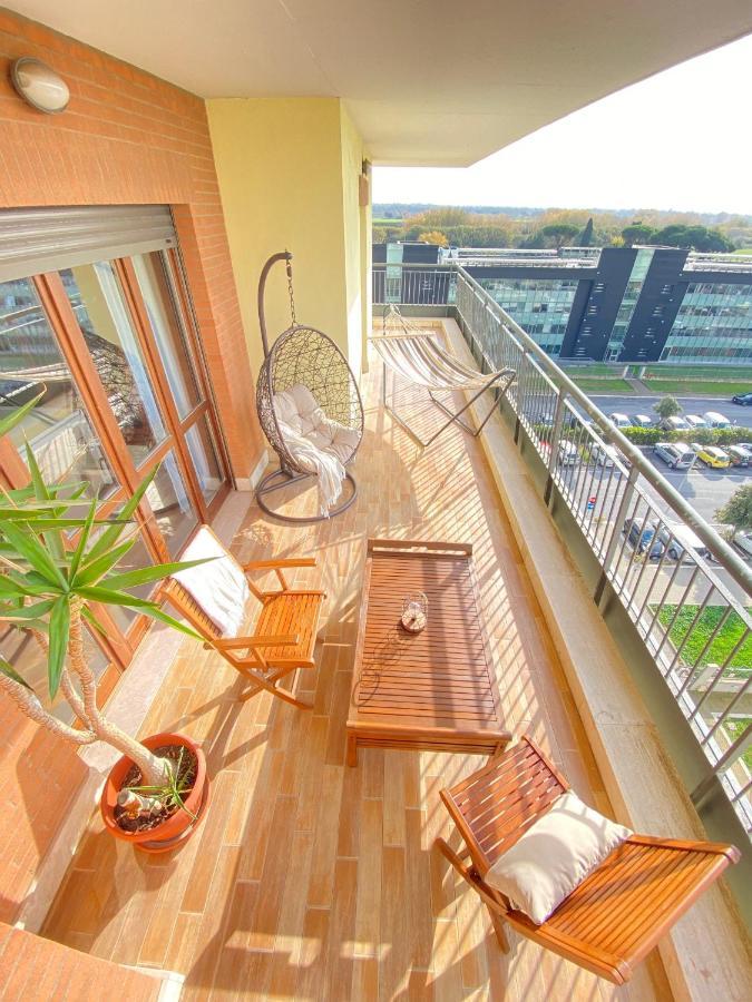Golden Hour Apartment - Panoramic Terrace フィウミチーノ エクステリア 写真
